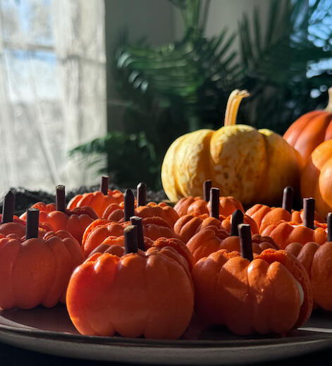 Pumpkin Shaped Macarons